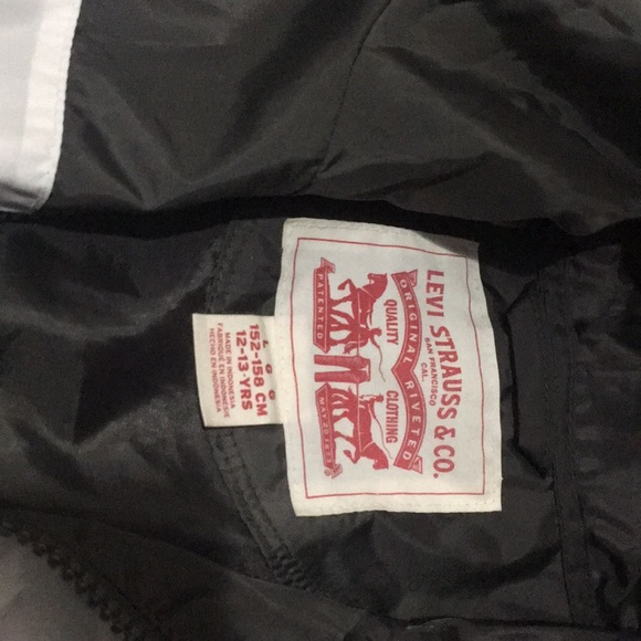 levi’s jacket only worn a few times - Picture 2 of 2
